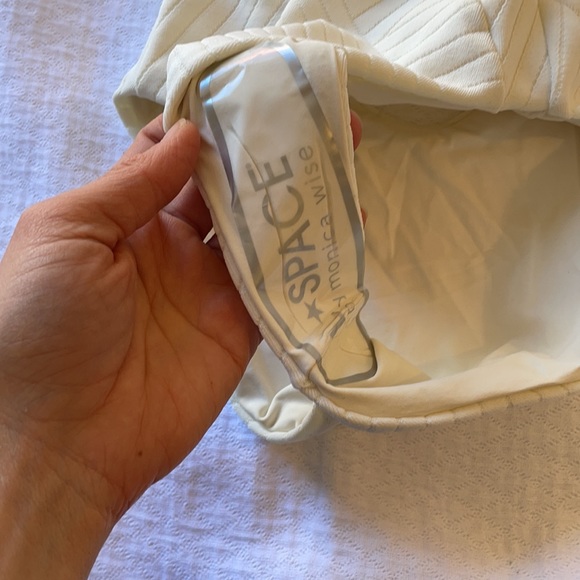 L Space Swim one piece - Picture 2 of 3